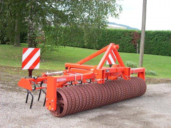 Rouleau frontal RLP 400 - Quivogne - Largeur 4m, fonte Cambridge, ondulé ou lisse_0
