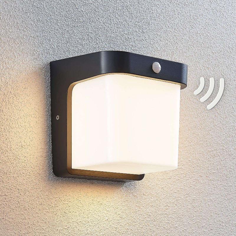 LINDBY APPLIQUE D\'EXTÉRIEUR LED ADENIKE AVEC CAPTEUR