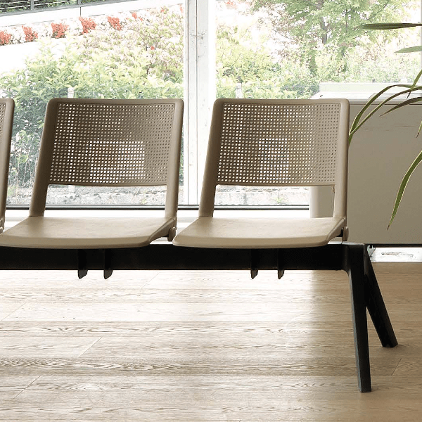 Sièges sur poutre - Chaises de collectivité C02 Columbia - Confort et robustesse - 2 à 3 places avec tablette_0