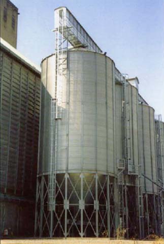 Silo de stockage sur pieds_0