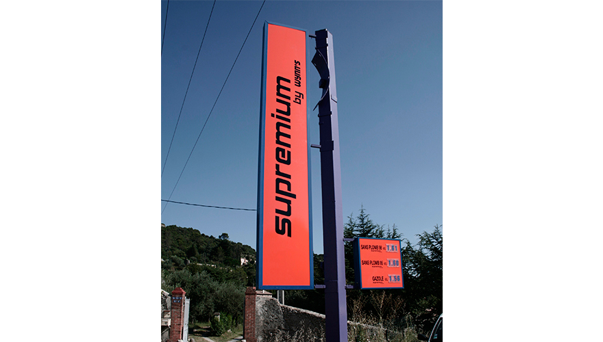 Caisson lumineux LED pour magasin - outil de communication visuelle avec personnalisation et durabilité_0