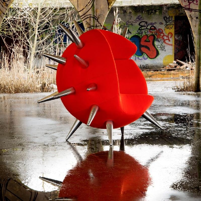 Fauteuil Bombe - Design emblématique inspiré d'une pensée de paix_0