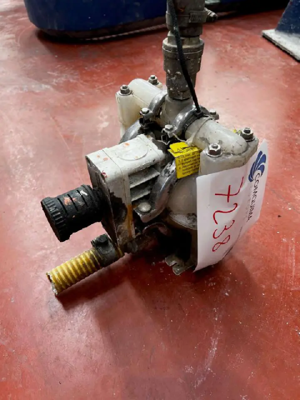 Pompe à membrane wilden p1pppppwfswfkwf utilisé - référence                        :                         c7238_0