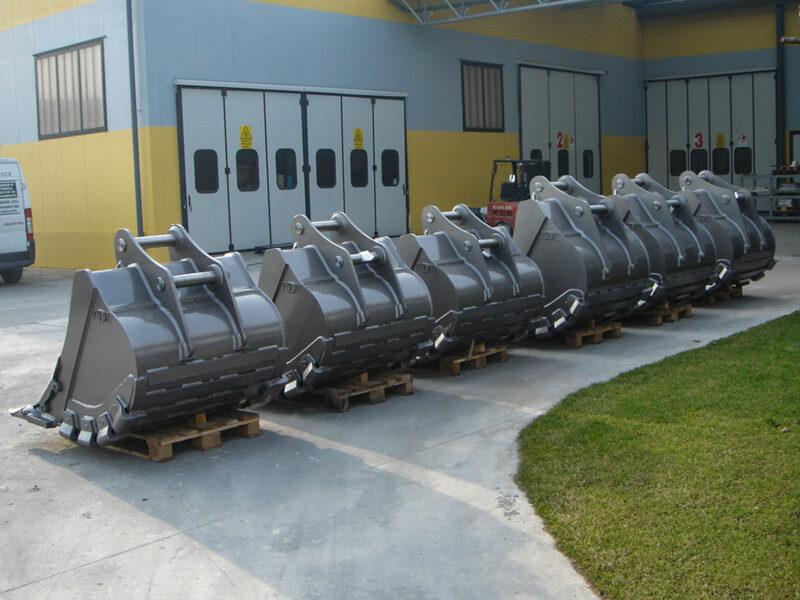 Godet roche SHR - VTN Europe - Excavation et chargement pour matériaux abrasifs_0