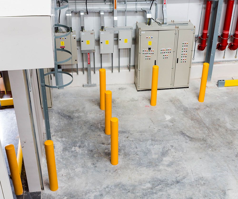 Poteau antichocs rotatif FlexCore - Polypropylène et acier électrozingué - 1370 mm - Absorption d'impact maximale_0