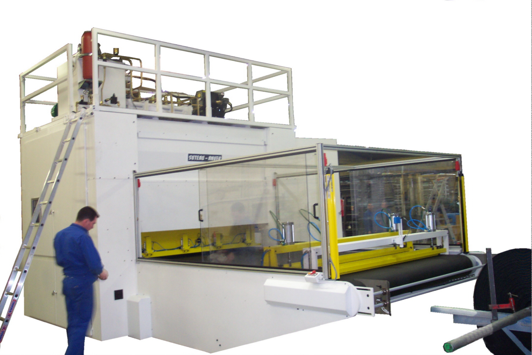 Presse à découper à pont plongeant - Modèle 125 - 250 tonnes - Découpe sur tapis_0