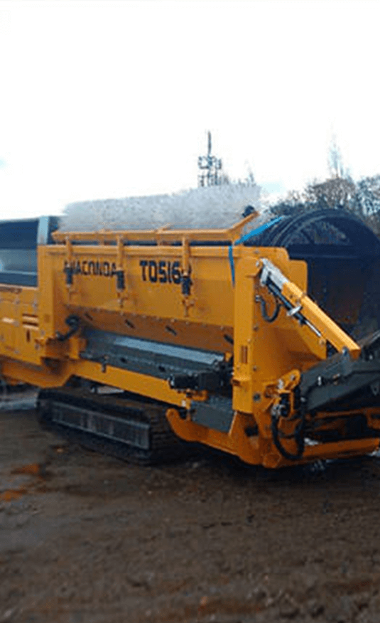 Crible polyvalent  trommel pour le traitement des paillis, déchets communaux et de carrière, copeaux de bois, graines, granulats, cendres - anaconda td516r_0