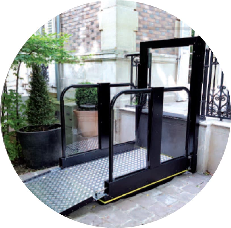Plateforme élévatrice verticale  pour le transport des  fauteuils roulants et des passagers jusqu'à 1300 mm - en Bretagne et à Nantes - LIFT BOY 5_0