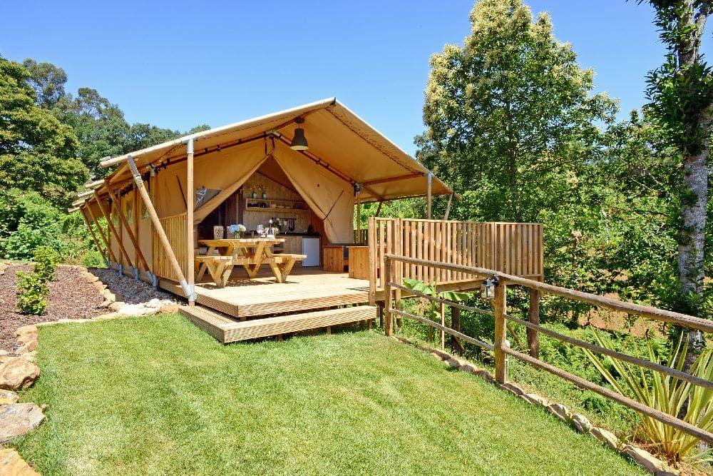 Sunshine 38 - tente glamping Yala - surface totale 581,25 pi² - pour 5 personnes avec véranda_0