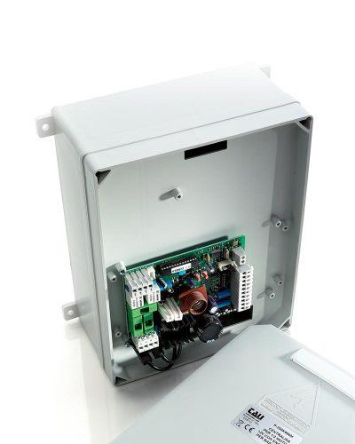 Centrale 12V - Gestion 1 ou 2 moteurs encodeurs pour portes basculantes - Référence 200K996M_0