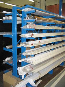 Rayonnage cantilever - stockage simple et double face - construction robuste aux normes européennes_0