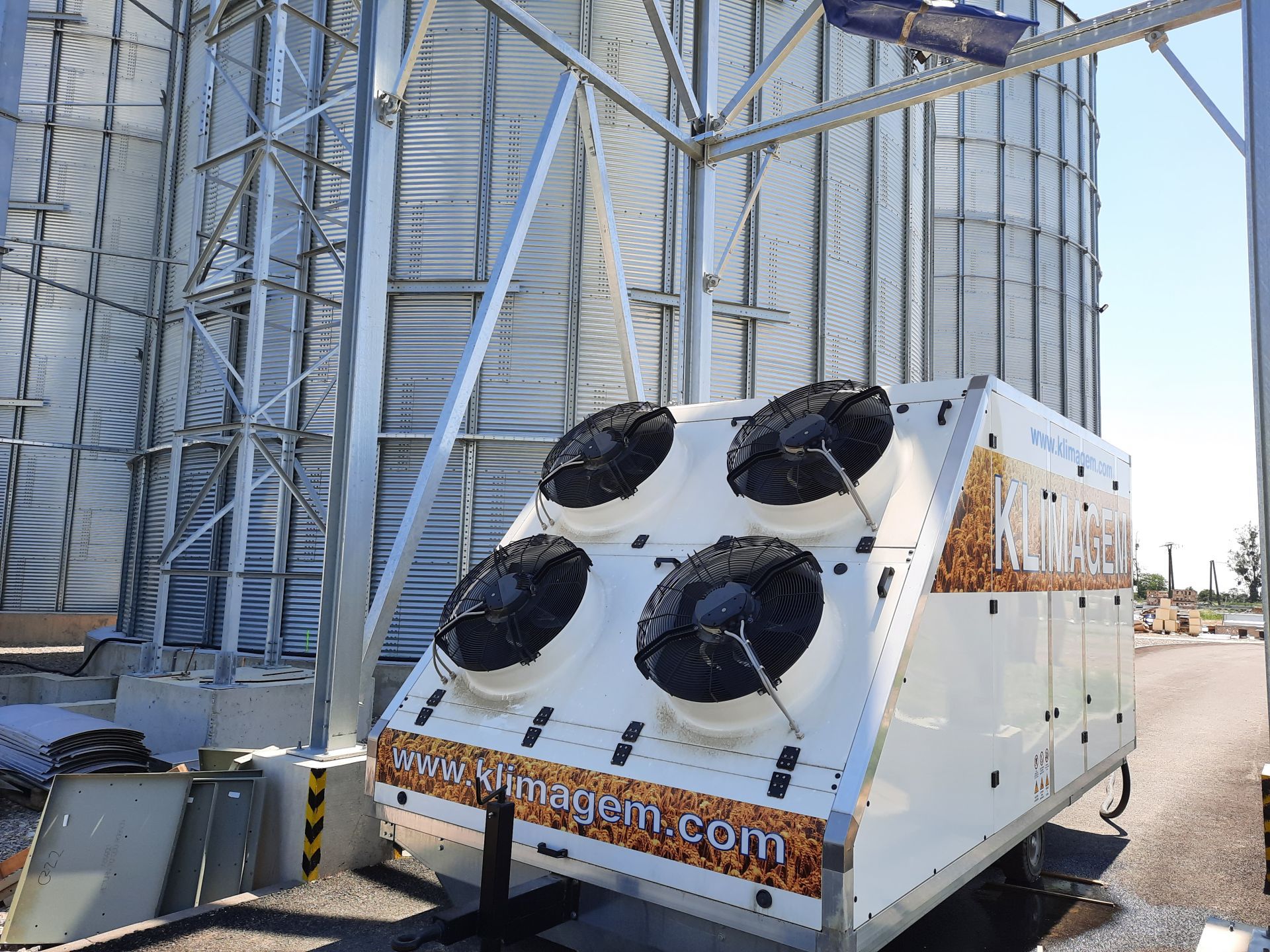 Refroidisseur KLIMAGRAIN - Innovant, robuste et polyvalent pour la conservation optimale des céréales et graines_1