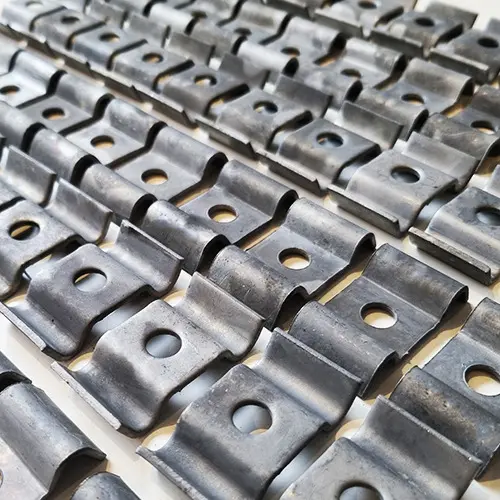 Attache supérieure pour caillebotis acier galva - maille 30 x 30mm_0