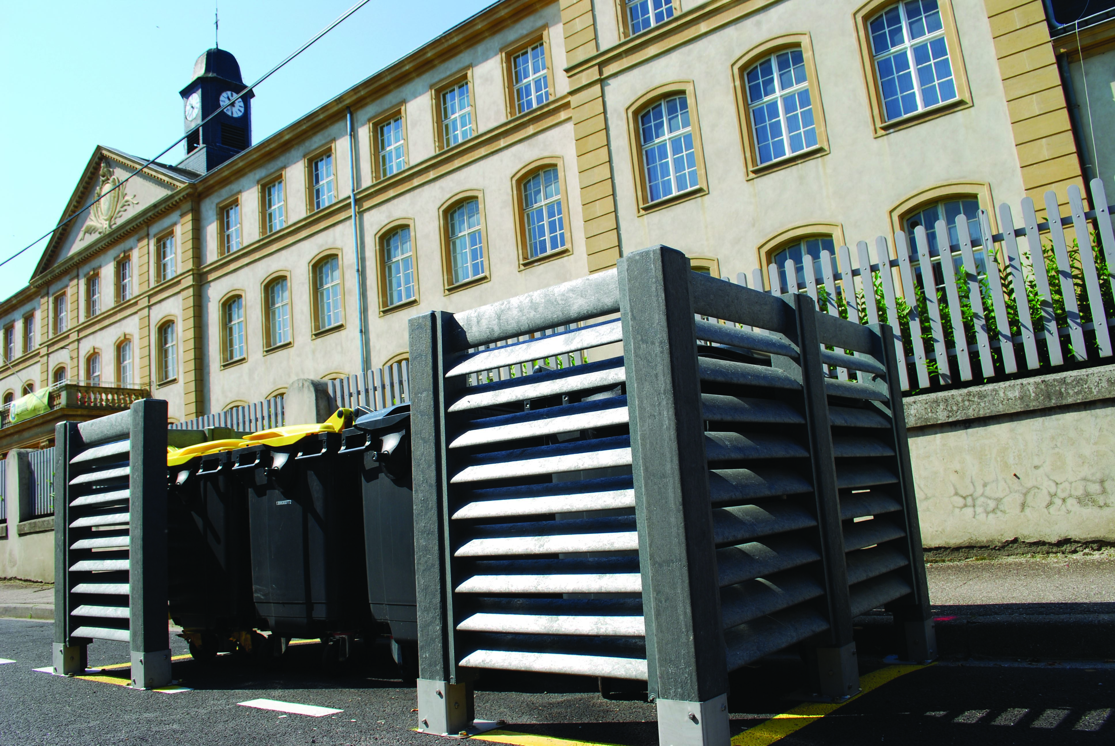 Cache-conteneurs - Modulaire et adaptable - Lames ovales ou droites - Coloris brun ou gris_0