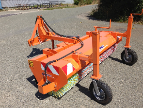 Balayeuse routière tractée Super Junior - Largeur 2m00 et 2m50 - Balai 600mm_0