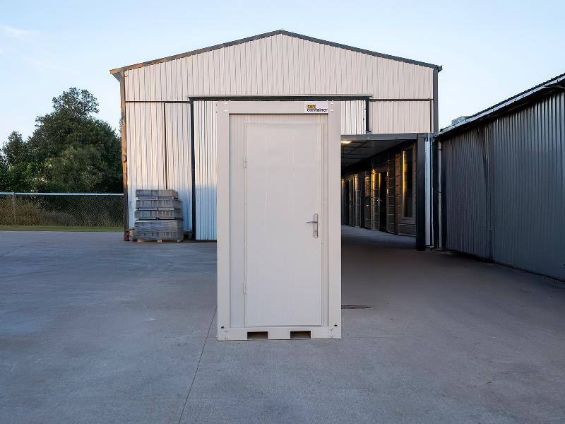 WC modulaire haut de gamme avec isolation thermique et équipements sanitaires_0