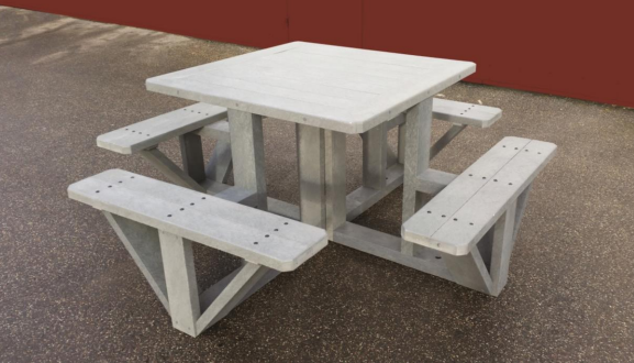 Table de pique-nique Plazza - plastique-composite - 188 x 188 x 81 cm - livrée démontée - 8 places - planches 4 cm_0