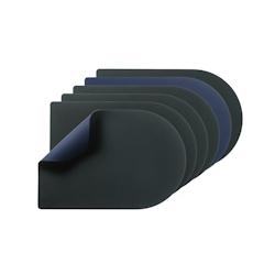 Bjorn Set de table rectangovale réversible - 6 pièces - Cuir recyclé bleu nuit et gris anthracite - multicolore 3701488308233_0