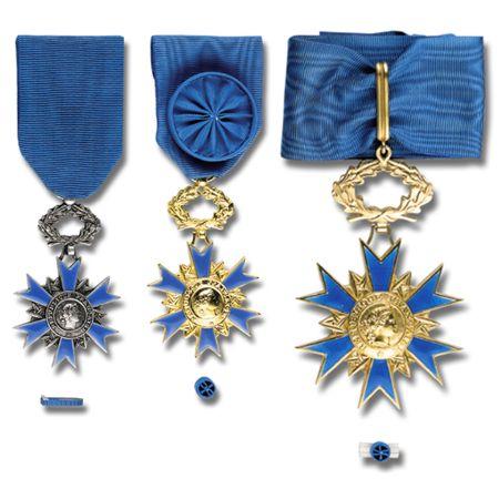 MÉDAILLES DE L'ORDRE NATIONAL DU MÉRITE