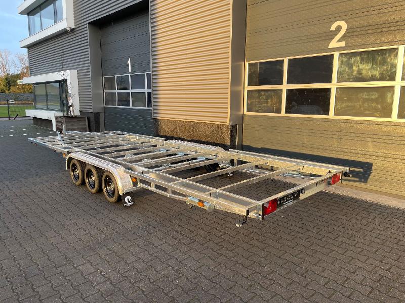 TH 7m20 x 2m44 Plateau 3 x essieu 1350 kg_0
