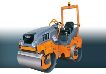 Rouleau vibrant 2.5T - 1m - Moteur diesel Kubota D1503-M-E3B - Arrosage par pression_0