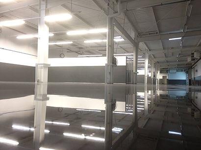 Sol en résine époxy autolissant - sans solvants - pour laboratoires, blocs opératoires et industries électroniques_0