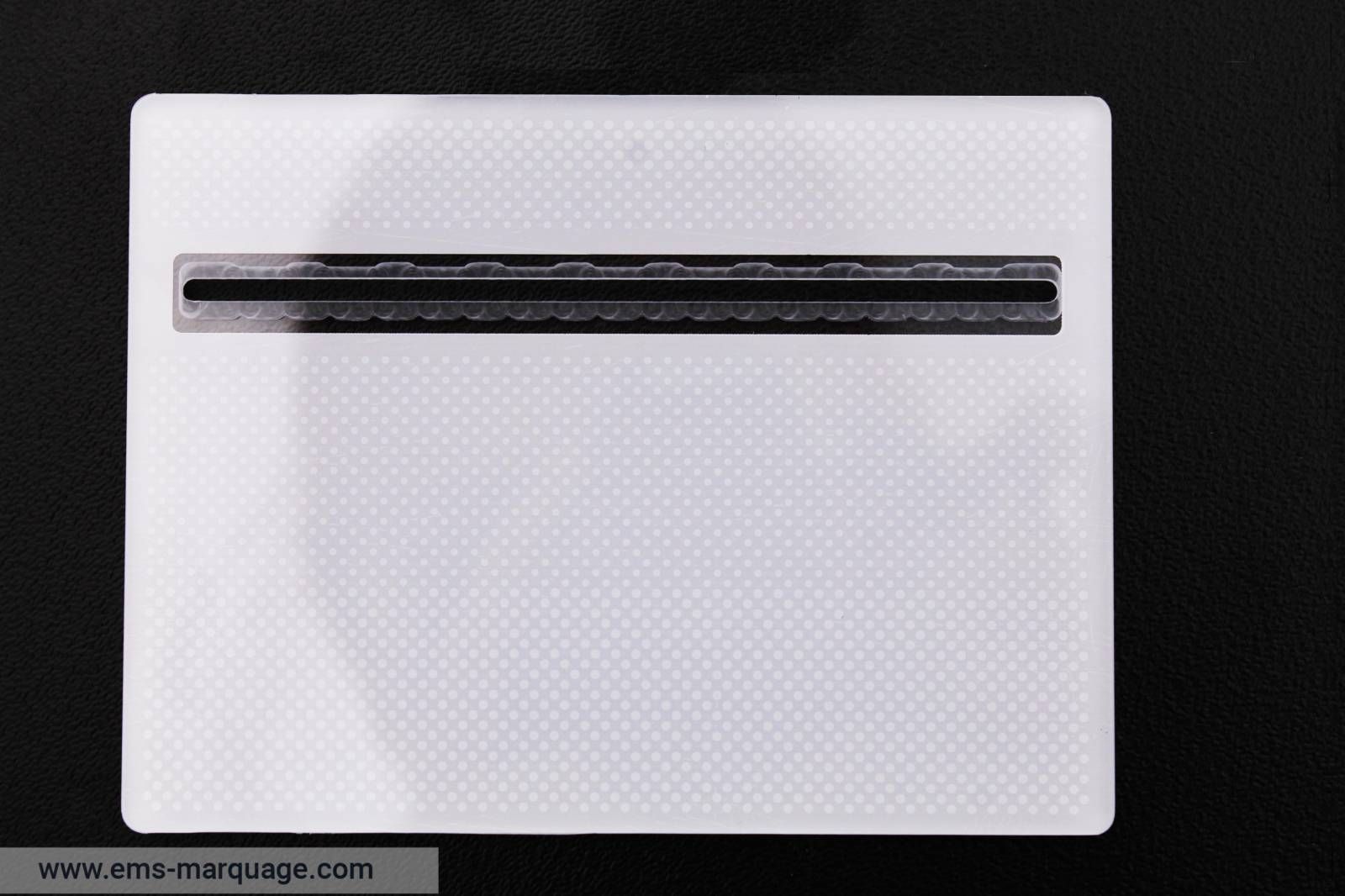 Impression sérigraphie - EMS Espace Marquage - marquage et usinage sur faces avant en plastique_0