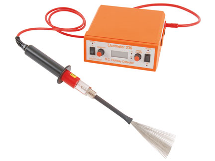 Détecteur de porosité à balai diélectrique portable, léger et robuste - Précision du réglage de tension : +/- 5% ou +/- 0.2kV - D236_0