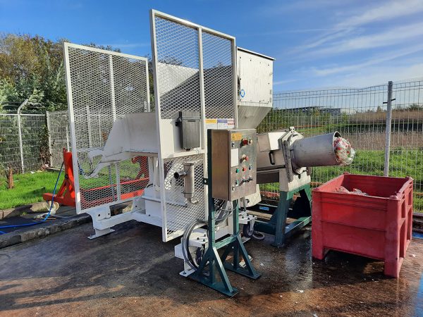 Essoreuse Industrielle pour le Vidage et le Recyclage des Corps Creux - Revolution 200_0