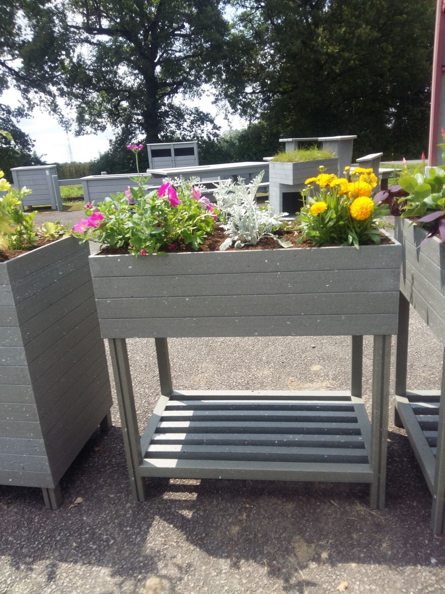 Carré de potager sur pied 80 cm - 100% recyclé - robuste et imputrescible_0