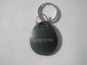 Porte-clé RFID EM4200-FOB06-HEX - UID unique en hexadécimal - EM Microelectronic_0