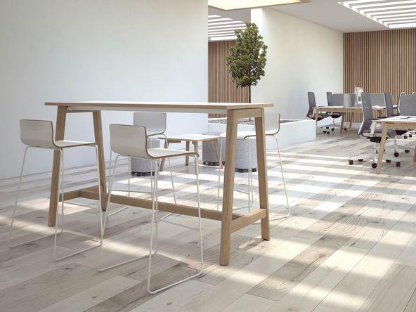 Table haute pieds bois_0