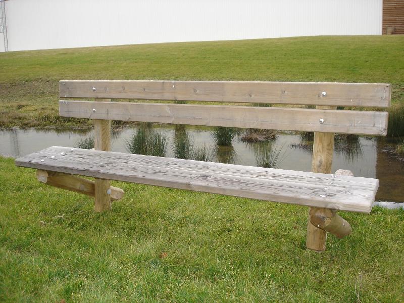 Banc public en bois - pieds croix - longueur 2m - pin nord rouge traité classe 4_0