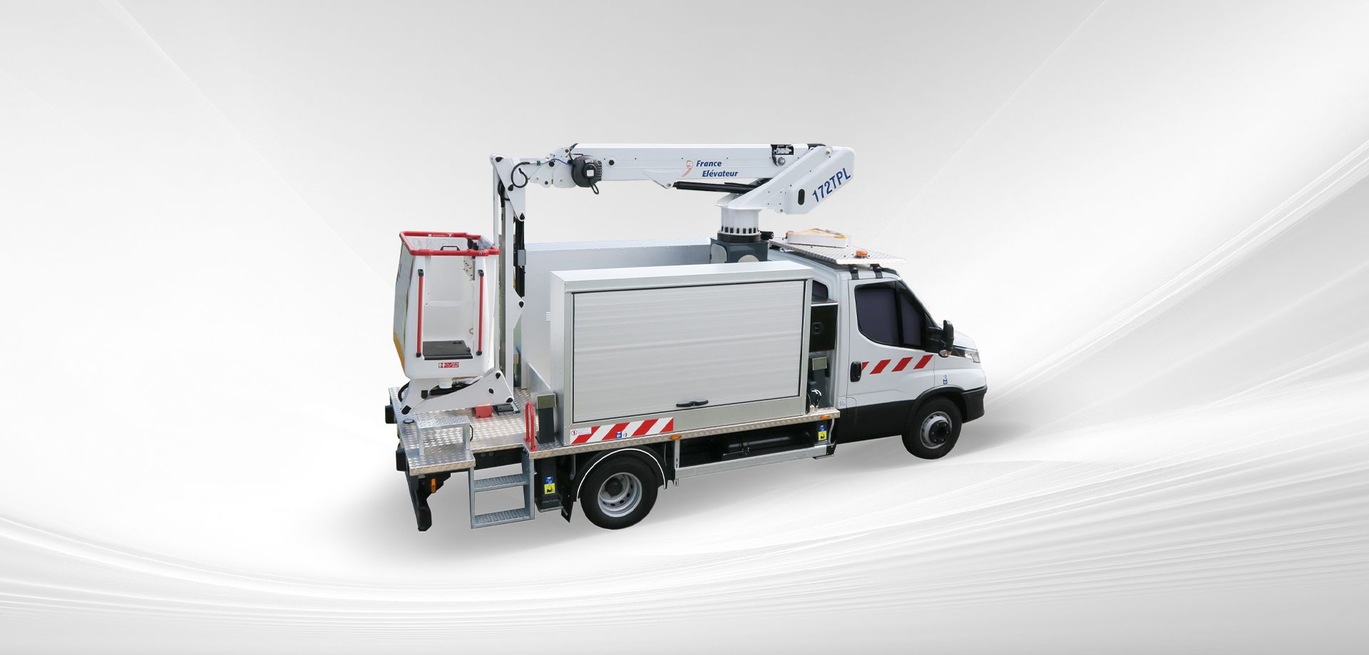 Camion nacelle sur châssis cabine Iveco Daily GNC 172 TPL - écologique, hauteur 17,40m et déport 10,30m_0