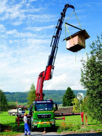 Grue auxiliaire Fassi F1300RA HE-Dynamic - capacité de levage 95,11 tm - bras hydraulique jusqu'à 31,85 m avec jib_0