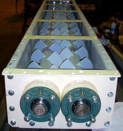 Mélangeur industriel à palettes sécantes - pour solides granulés ou pulvérulents_0