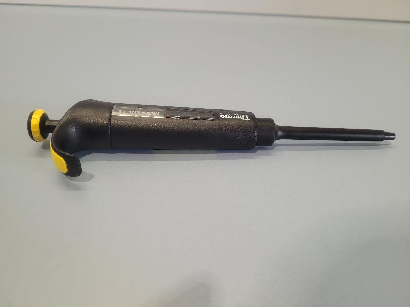 Pipette de laboratoire Thermo Scientific Finnpipette Model F2, 10-100µl - Quantité 1_0