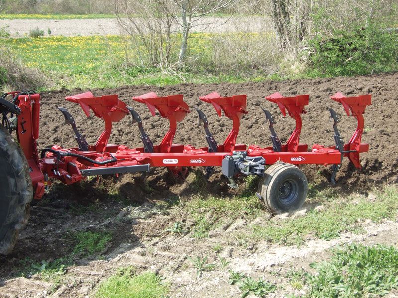 Taurus  - charrue agricole - eurotechnics agri  - fusée pleine de 110 mm_0