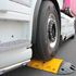 Ralentisseur de vitesse type dos d'âne en caoutchouc pour poids lourds - 70 mm de haut - Réf. 28352_0