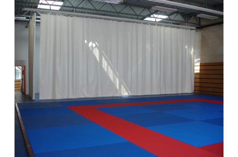 S1405b - Bâche de séparation sur mesure - Marty Sports - 50 à 120 m² - Toile PVC 650g/m² - Classement M2_0