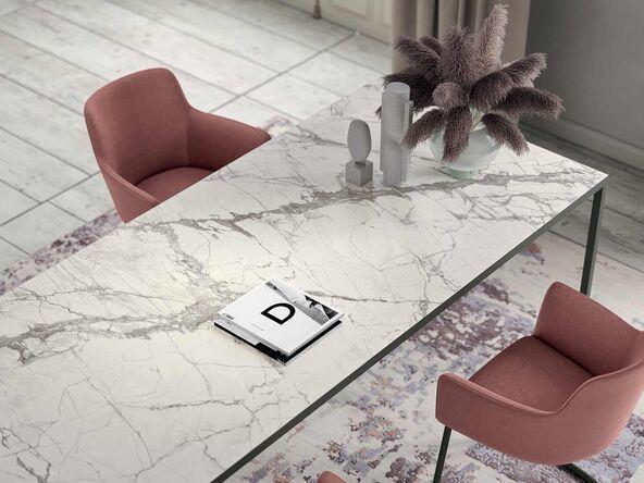 Table de réunion Speranza - plateau raffiné en grès porcelainé - dimensions 180/200/220/240/260 x 100 cm - structure en acier_0