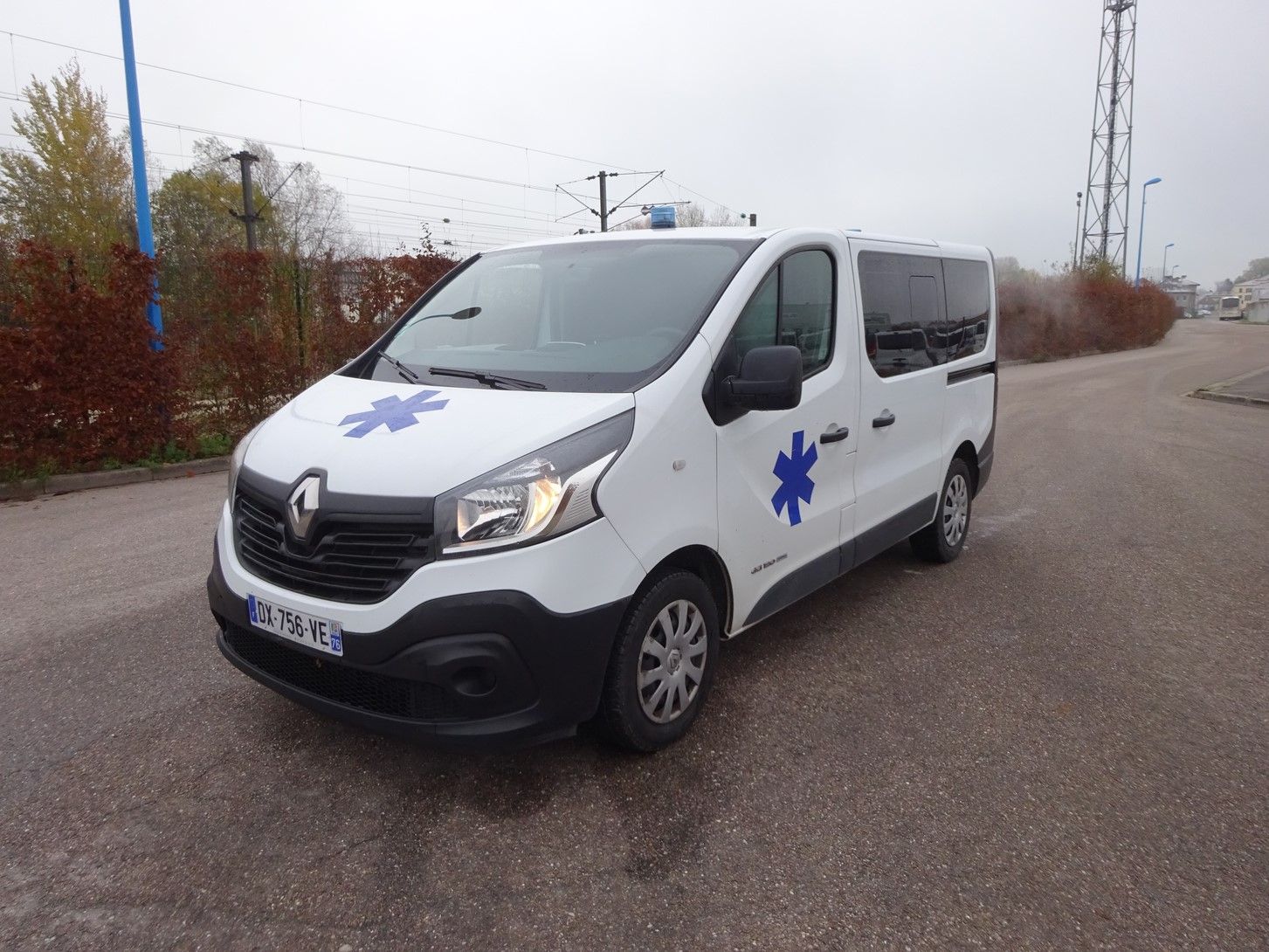 Renault trafic l1h1 ambulance_0