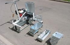 2K50A - Machine de marquage routier Hofmann - Largeurs de lignes 10 à 50 cm - Enduits à froid 2 composants - Moteur Honda 2,6 kW_1