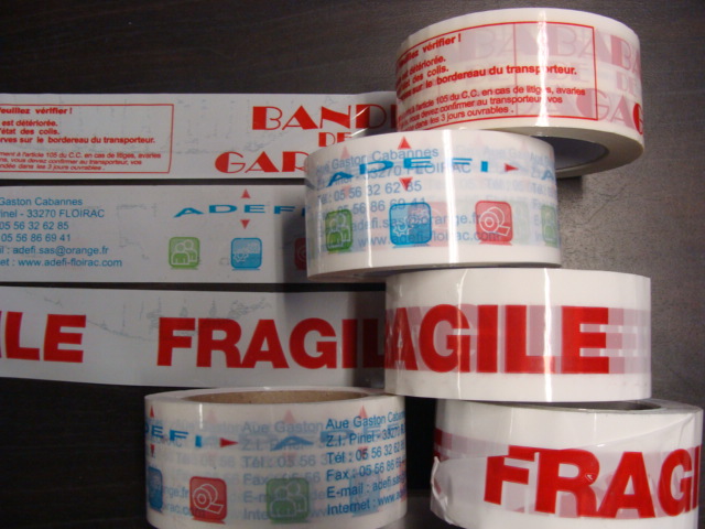 Ruban adhésif imprimé - sécurisation et personnalisation des emballages - support PP ou PVC - adhésif acrylique, hot melt ou solvant_0