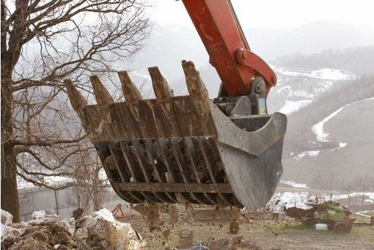 Godet squelette GSQ28-700AS pour minipelle 1,8-2,8T - Uniter45 - largeur 700 mm - écartement 59 mm_0