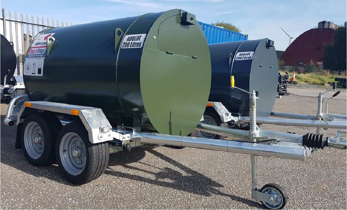 Remorque mobile de transport gasoil - citerne 1000L GNR - cuve 200L en inox pour AdBlue avec système de pompage 12V_0