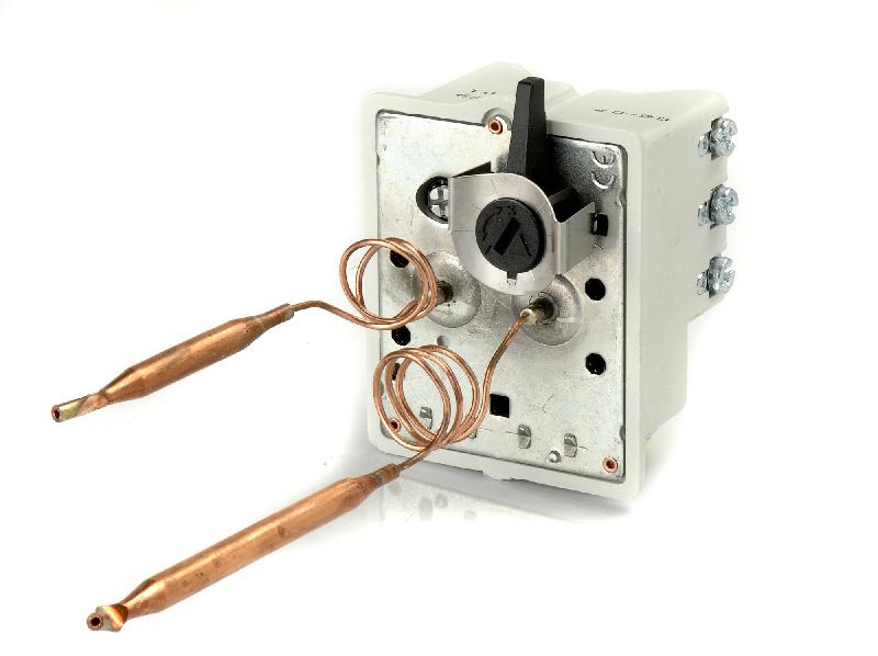 Thermostat chauffe-eau bts bi-bulbes triphasé l450 + kit de fixation - COTHERM - kbts900301 - 230030_0