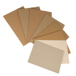 Intercalaire en carton ondulé et compact pour palettes et caisse-palettes_0