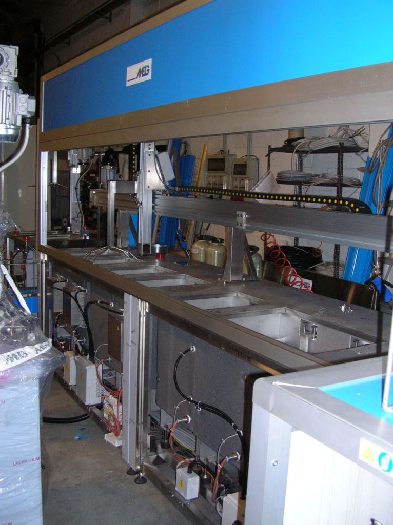 Station de lavage par ultrasons - Multi-cuves ultrasons MEG - 30 litres - Équipement automatisé avec convoyeurs_0