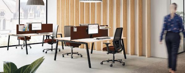 Bureau d'entreprise open space fixe et classique - Forme rectangulaire - Gamme CINÉTIC Pied A_0